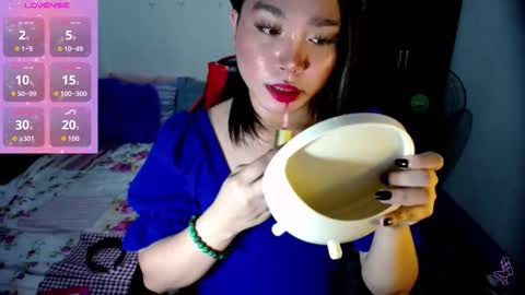 KENDRA online show from September 12, 2025, 3:06 am