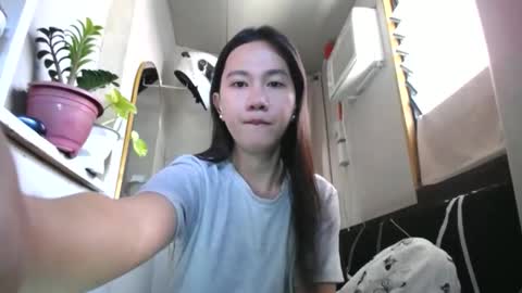 Erika online show from April 27, 2026, 3:26 am