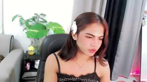 Snapshot of urbaby_anthony chatting on June 15, 2026, 6:43 pm urbaby_anthony online show from June 15, 2026, 6:43 pm