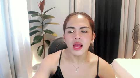 Snapshot of urbaby_anthony chatting on June 24, 2026, 4:00 am urbaby_anthony online show from June 24, 2026, 4:00 am