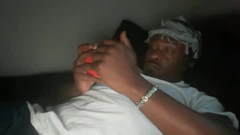 urbandick5 online show from November 17, 2025, 1:06 pm