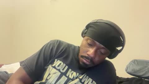 urbandick5 online show from February 4, 2026, 4:18 am