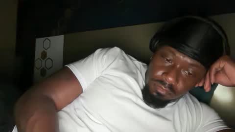 urbandick5 online show from April 3, 2026, 1:58 am