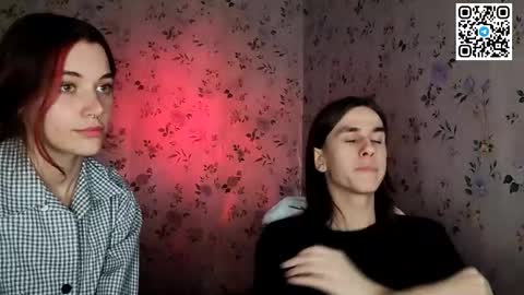 Lisa and Vlad online show from November 26, 2025, 10:44 pm