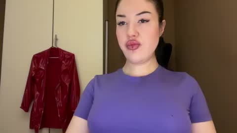 Margo online show from November 17, 2025, 5:13 am