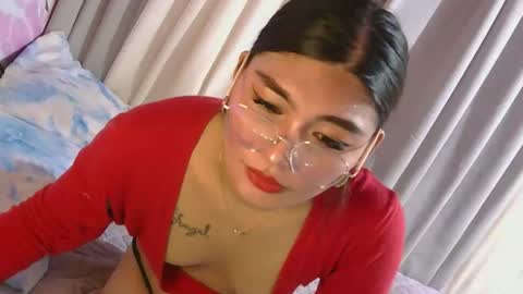 urdream_bride online show from December 19, 2025, 9:33 pm