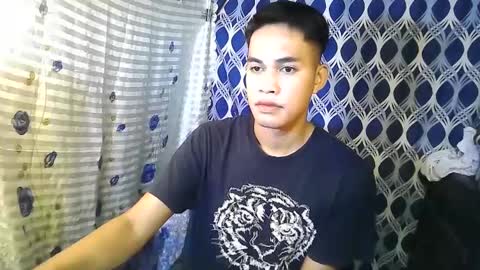 Snapshot of urexotic_cock chatting on February 6, 2025, 8:29 am urexotic_cock online show from February 6, 2025, 8:29 am