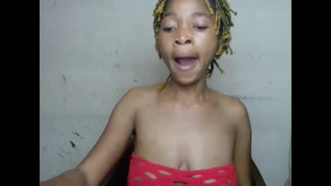 urflirtydoll online show from September 29, 2025, 8:35 pm