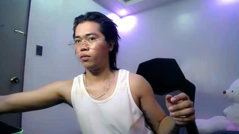 Snapshot of urfuckinghighness chatting on March 2, 2026, 12:23 pm ask me online show from March 2, 2026, 12:23 pm