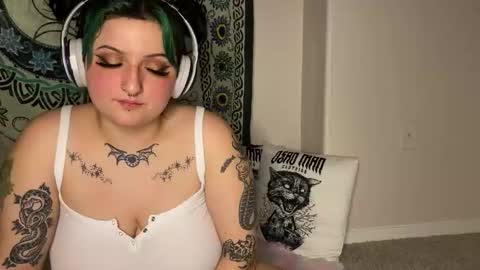 sativa raye online show from November 28, 2025, 2:14 am