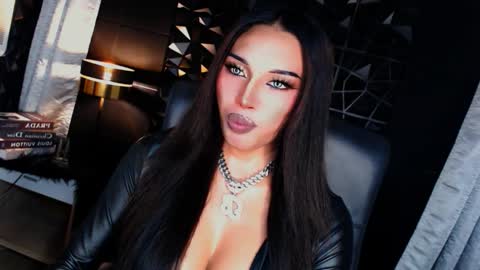 My bella 3 online show from October 6, 2025, 8:45 am