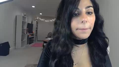 Snapshot of urgoddessmarla chatting on September 16, 2025, 1:28 am Goddess Marla online show from September 16, 2025, 1:28 am