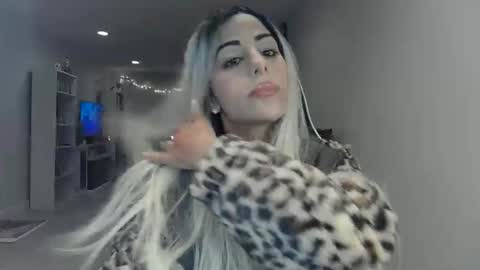 Snapshot of urgoddessmarla chatting on September 30, 2025, 2:27 am Goddess Marla online show from September 30, 2025, 2:27 am