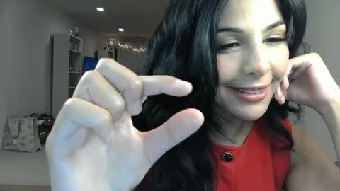 Snapshot of urgoddessmarla chatting on October 22, 2025, 1:39 am Goddess Marla online show from October 22, 2025, 1:39 am