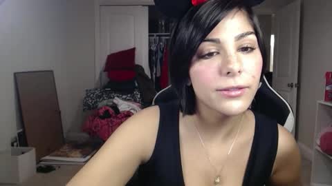 Snapshot of urgoddessmarla chatting on December 15, 2025, 12:15 am Goddess Marla online show from December 15, 2025, 12:15 am