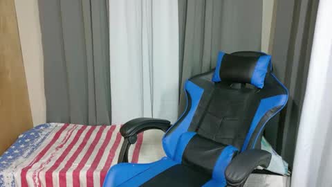 urguy_francis online show from February 16, 2025, 8:00 pm