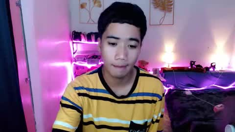 Snapshot of urguy_habibi chatting on December 15, 2025, 6:50 am Bib online show from December 15, 2025, 6:50 am