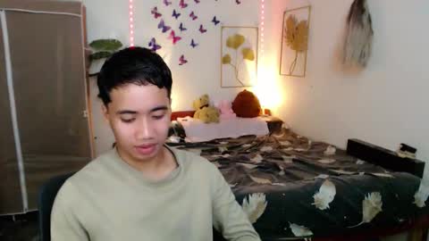 Snapshot of urguy_habibi chatting on February 18, 2026, 6:26 pm Bib online show from February 18, 2026, 6:26 pm