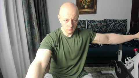 Snapshot of urgymcrush chatting on January 21, 2025, 10:41 pm UrGymCrush online show from January 21, 2025, 10:41 pm