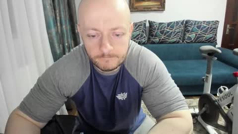 Snapshot of urgymcrush chatting on February 14, 2025, 10:36 pm UrGymCrush online show from February 14, 2025, 10:36 pm