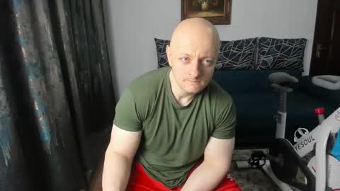 Snapshot of urgymcrush chatting on February 20, 2025, 11:10 pm UrGymCrush online show from February 20, 2025, 11:10 pm