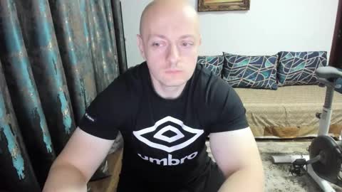 Snapshot of urgymcrush chatting on October 15, 2025, 10:43 pm UrGymCrush online show from October 15, 2025, 10:43 pm