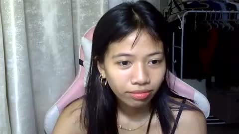 urhayumi_slut online show from November 11, 2025, 8:42 pm