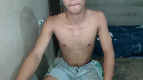 Snapshot of urhot_chris chatting on March 5, 2026, 5:58 am urhot_chris online show from March 5, 2026, 5:58 am