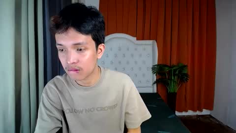 Snapshot of urhot_johny chatting on April 16, 2026, 6:36 am urhot_johny online show from April 16, 2026, 6:36 am