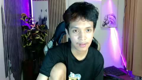 Snapshot of urhot_johny chatting on April 27, 2026, 2:53 am urhot_johny online show from April 27, 2026, 2:53 am