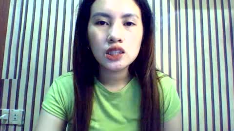 Snapshot of urhotasian4u chatting on May 22, 2026, 5:36 am Jhossa online show from May 22, 2026, 5:36 am