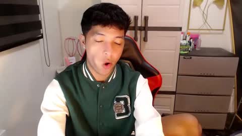 Ethan online show from April 10, 2026, 3:06 pm