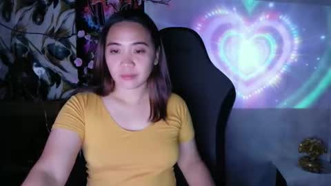 urhotjen online show from March 24, 2026, 6:46 pm