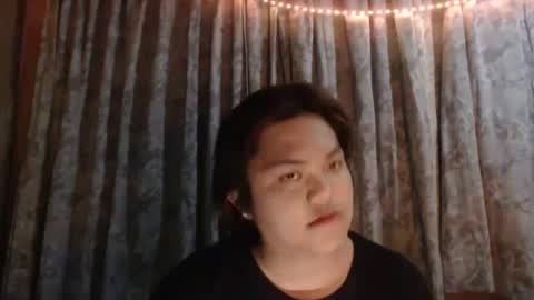 urhottie_bella online show from February 4, 2025, 7:00 pm