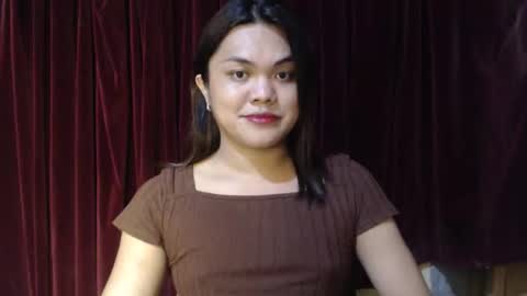 urhottie_bella online show from January 9, 2026, 2:03 am