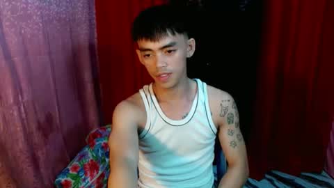 urhunky_boy online show from May 28, 2026, 2:47 pm