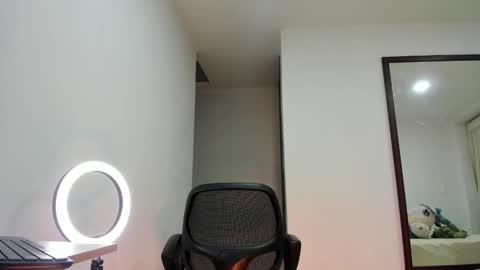 Snapshot of urimare_south chatting on January 21, 2025, 12:04 am urimare_south online show from January 21, 2025, 12:04 am