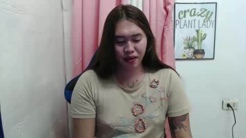 Sofie online show from November 26, 2025, 3:35 pm