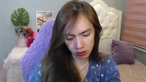 Snapshot of urlovelypinayxxx chatting on January 21, 2025, 7:06 pm MIYA  online show from January 21, 2025, 7:06 pm