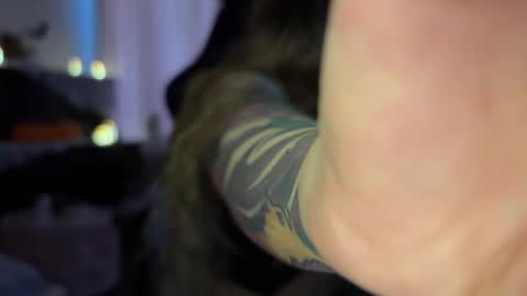 urmissalice online show from October 27, 2025, 7:45 am