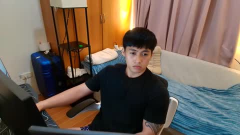 Snapshot of urnatty_guy chatting on May 25, 2026, 4:24 pm ander online show from May 25, 2026, 4:24 pm