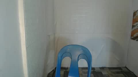 Snapshot of urnaughty_navea18 chatting on February 23, 2025, 4:39 am Navea online show from February 23, 2025, 4:39 am