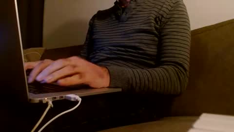 Snapshot of uropportunity chatting on January 21, 2025, 6:02 pm Dutchsoftie online show from January 21, 2025, 6:02 pm