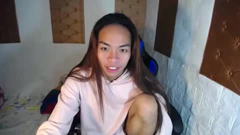 urpinay_cassy online show from January 19, 2025, 7:47 pm
