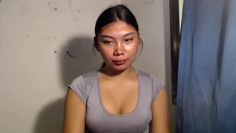 urpinay_sandra69 online show from May 21, 2026, 11:34 pm