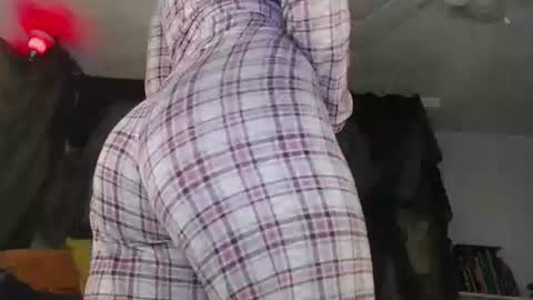 Maxi Mills . My Orgasm is in your hands Private is Open online show from March 19, 2026, 4:22 pm