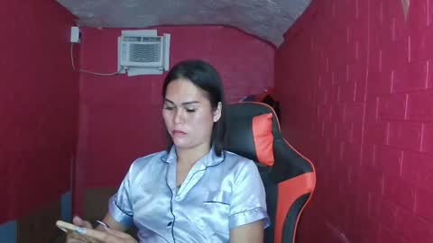 chiks online show from May 2, 2026, 6:13 pm
