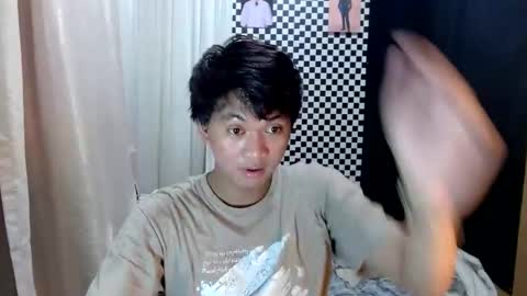 JEm online show from February 1, 2026, 7:18 am