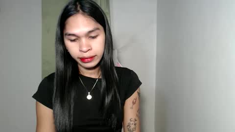 ursweet_zeviixx online show from November 11, 2025, 9:20 am