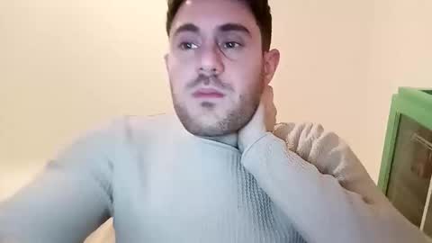 ursweetdreamx online show from April 4, 2026, 8:39 pm